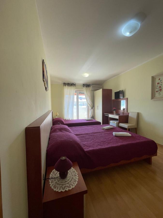 Pag Marina Rooms & Apartment Pag Town Exterior photo